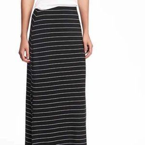 Large Old Navy Black & White Maxi Skirt